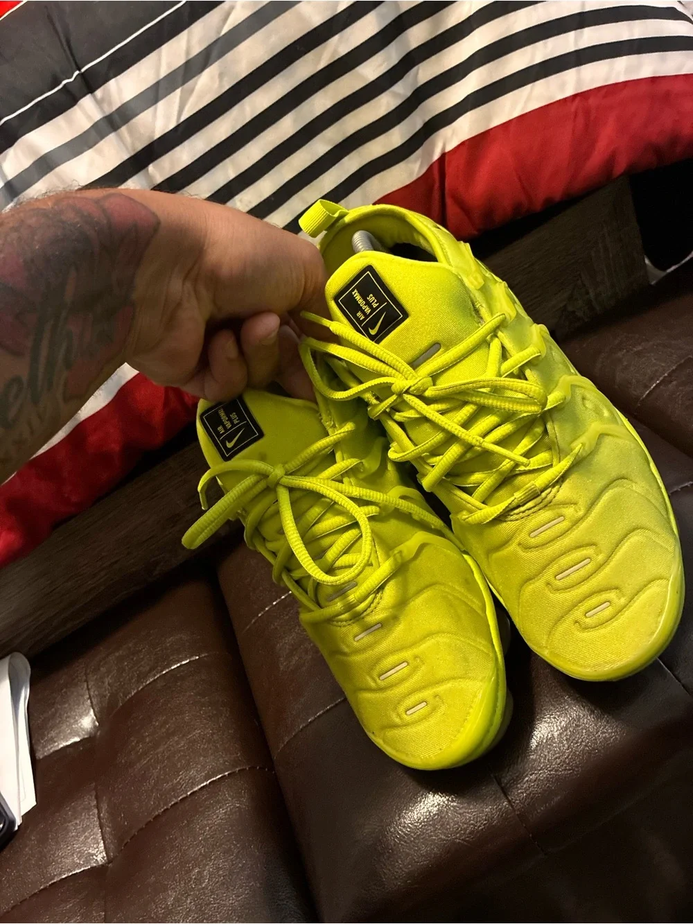 Nike Kids Neon Yellow Lace-Up Sneakers